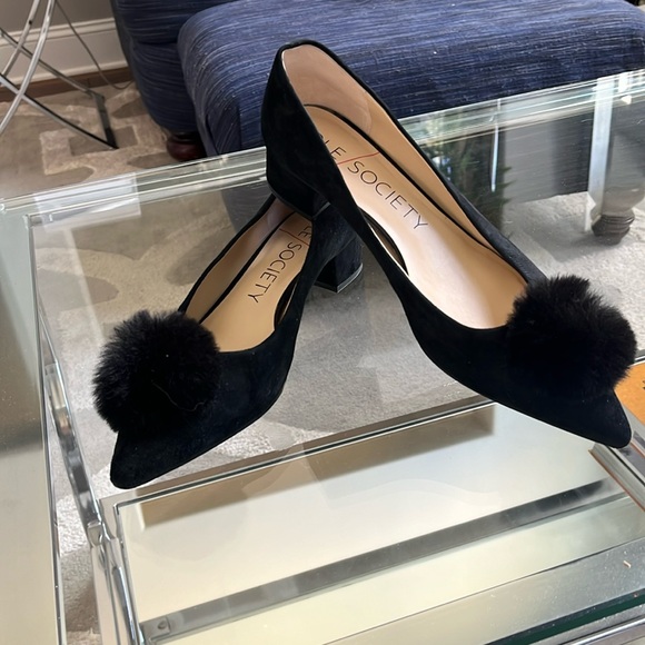Sole Society Shoes - Black suede Sole Society pumps